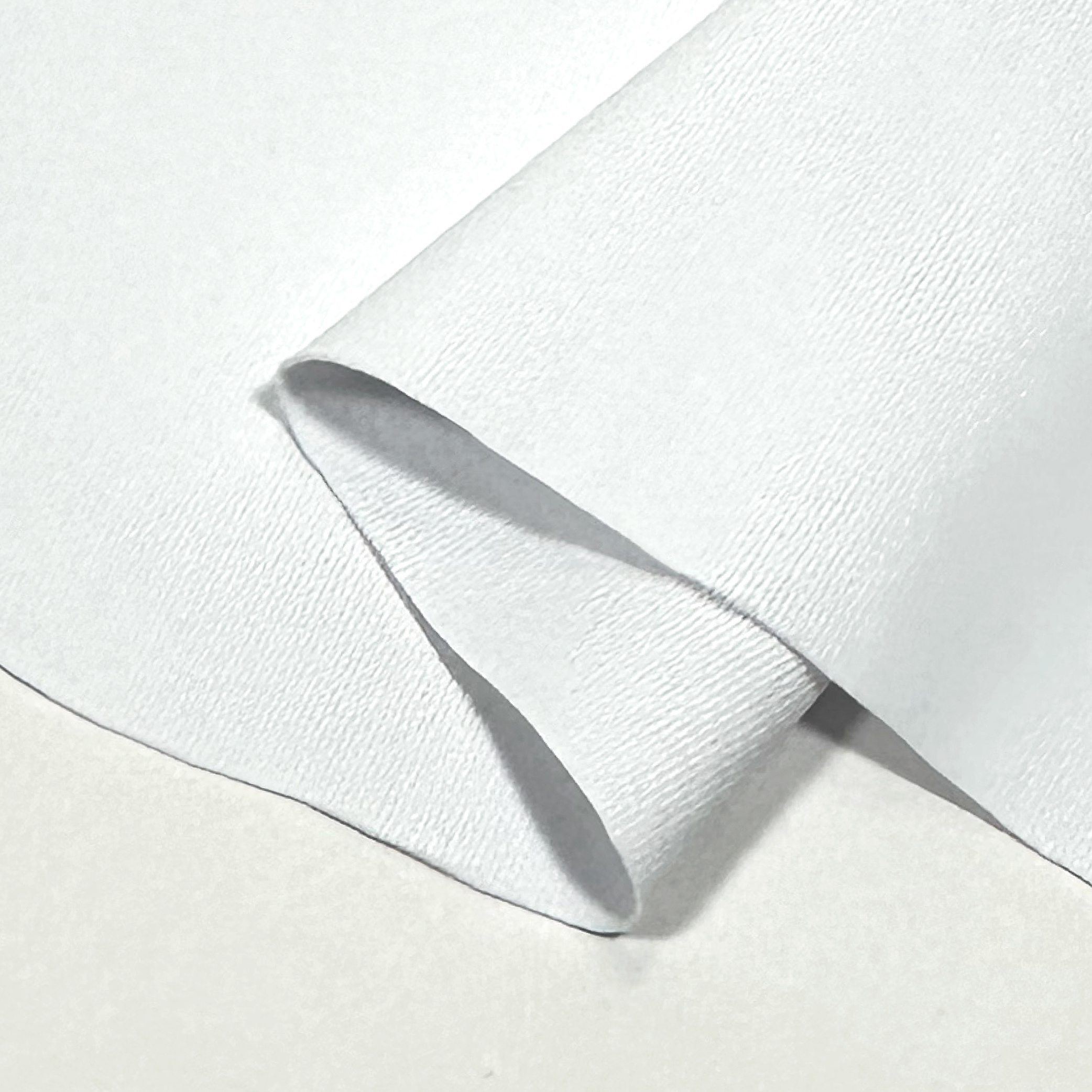 Resto-Tech Compression 225 - 83/17 fabric texture and appearance